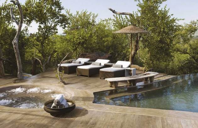 CARRELAGE EXTERIEUR FACON BOIS EXOTIQUE 2
