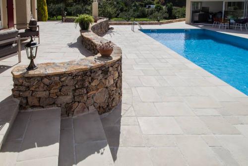 Carrelage Extérieure EFFET TRAVERTIN Grip R11 a+b+c 