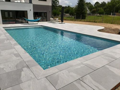Carrelage EFFET PIERRE gris Extérieur antidérapant 