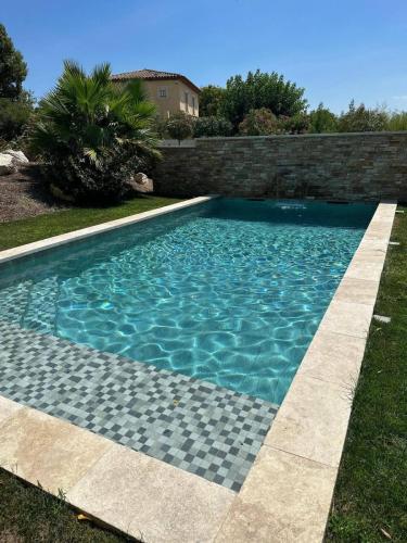 Carrelage EFFET ARDOISE Gris clair Piscine 